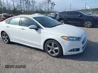 2016 Ford Fusion S z VIN 3FA6P0G73GR205465, wystawiony jako IAAI lot #41721483 z przebiegiem 152 977 mil mil oraz . Historia ofert i sprzedaży dostępna na DreamBid. Obrazek 1.