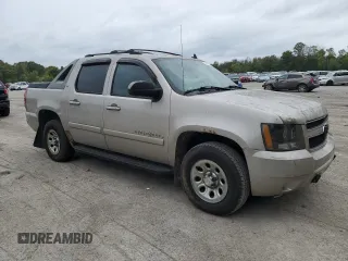 2008 Chevrolet Avalanche LTZ with VIN 3GNFK12348G191020, listed as a Copart auction lot 73548804 with 142,730 mi miles and Clean Title. Bid and sale history available at carsss.com. Image 4.