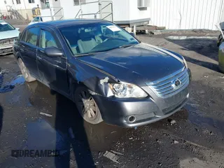 2008 Toyota Avalon XL with VIN 4T1BK36B18U311398, listed as a IAAI auction lot 40932176 with 272,607 mi miles. Bid and sale history available at carsss.com. Image 1.