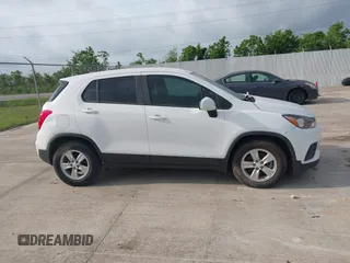 2019 Chevrolet Trax LS with VIN 3GNCJKSB0KL233670, listed as a IAAI auction lot 42161810 with 131,486 mi miles. Bid and sale history available at carsss.com. Image 12.