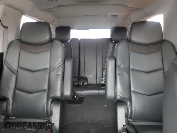 2015 Cadillac Escalade ESV Luxury with VIN 1GYS4SKJ3FR693207, listed as a Copart auction lot 59226245 with 88,414 mi miles and Clean title. Bid and sale history available at DreamBid. Image 10.