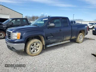 2010 GMC Sierra 1500 SLE z VIN 1GTSKVE34AZ123641, wystawiony jako Copart lot #50027145 z przebiegiem 210 233 mil mil oraz Szkoda całkowita • Salvage title. Historia ofert i sprzedaży dostępna na DreamBid. Obrazek 1.