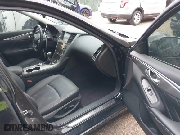 2016 Infiniti Q50 Premium with VIN JN1EV7AP1GM303757, listed as a IAAI auction lot 41967072 with 95,238 mi miles and . Bid and sale history available at carsss.com. Image 5.