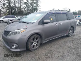 2017 Toyota Sienna SE with VIN 5TDXZ3DC0HS800493, listed as a IAAI auction lot 41946609 with Not Provided miles and . Bid and sale history available at DreamBid. Image 2.
