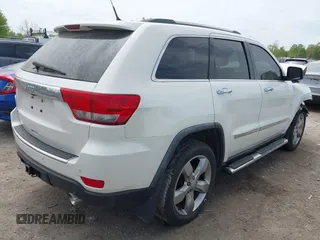 2011 Jeep Grand Cherokee Limited z VIN 1J4RR5GTXBC519319, wystawiony jako IAAI lot #42199900 z przebiegiem 193 359 mil mil oraz . Historia ofert i sprzedaży dostępna na DreamBid. Obrazek 4.