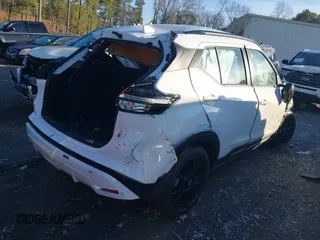 2024 Nissan Kicks SR with VIN 3N1CP5DVXRL518020, listed as a IAAI auction lot 41423579 with 2,956 mi miles. Bid and sale history available at carsss.com. Image 4.