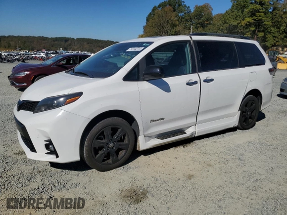 2020 Toyota Sienna SE with VIN 5TDXZ3DC9LS050441, listed as a Copart auction lot 77310274 with 43,452 mi miles and Salvage Title. Bid and sale history available at carsss.com. Image 1.