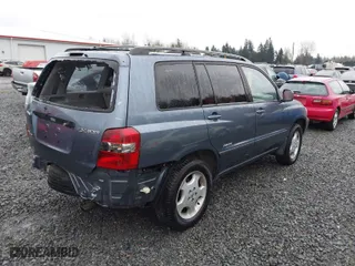 2007 Toyota Highlander w/3rd Row with VIN JTEEP21A670193071, listed as a IAAI auction lot 41861569 with 122,843 mi miles. Bid and sale history available at carsss.com. Image 4.
