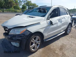 2012 Mercedes-Benz M ML 350 with VIN 4JGDA5HB7CA074205, listed as a IAAI auction lot 42080076 with 99,510 mi miles. Bid and sale history available at carsss.com. Image 17.