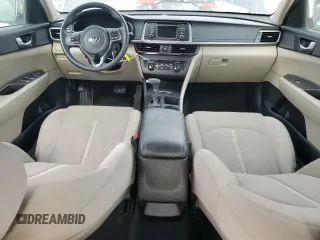 2016 Kia Optima LX z VIN KNAGT4L32G5078938, wystawiony jako Copart lot #55253985 z przebiegiem 87 106 mil mil oraz Szkoda całkowita • Salvage title. Historia ofert i sprzedaży dostępna na DreamBid. Obrazek 8.