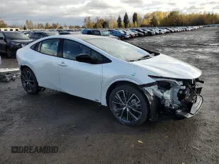 2024 Toyota Prius LE with VIN JTDADABU2R3018381, listed as a Copart auction lot 79545734 with 305 mi miles and Salvage Title. Bid and sale history available at carsss.com. Image 4.