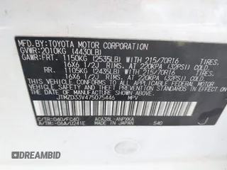 2007 Toyota RAV4 with VIN JTMZD33V475075446, listed as a IAAI auction lot 40643030 with 175,216 mi miles. Bid and sale history available at carsss.com. Image 9.