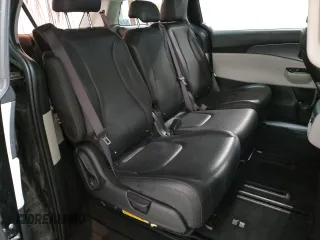 2024 Kia Carnival LX with VIN KNDNB4H31R6342573, listed as a Copart auction lot 87303564 with 41,574 mi miles and Clean Title. Bid and sale history available at carsss.com. Image 11.