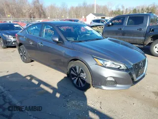 2022 Nissan Altima SV with VIN 1N4BL4DW8NN381652, listed as a IAAI auction lot 41758773 with 38,599 mi miles and . Bid and sale history available at DreamBid. Image 1.