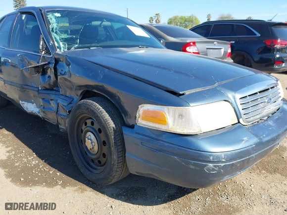 2008 Ford Police Interceptor with VIN 2FAFP71V18X119834, listed as a IAAI auction lot 41867095 with 219,780 mi miles. Bid and sale history available at carsss.com. Image 19.