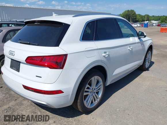2019 Audi Q5 Premium Plus z VIN WA1BNAFY1K2139360, wystawiony jako IAAI lot #42465344 z przebiegiem 84 156 mil mil oraz . Historia ofert i sprzedaży dostępna na DreamBid. Obrazek 4.