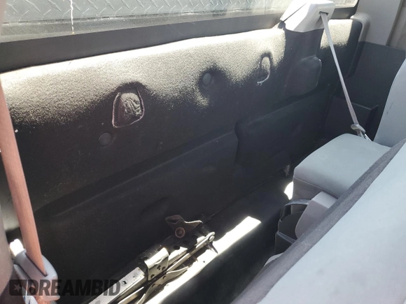 2017 Ford F-150 XL z VIN 1FTMF1C85HKD95543, wystawiony jako Copart lot #58198285 z przebiegiem 114 579 mil mil oraz Szkoda całkowita • Salvage title. Historia ofert i sprzedaży dostępna na DreamBid. Obrazek 10.