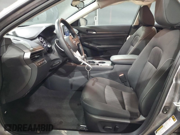 2025 Nissan Altima SV with VIN 1N4BL4DWXSN325210, listed as a Copart auction lot 85750634 with 7,429 mi miles and Clean Title. Bid and sale history available at DreamBid. Image 7.
