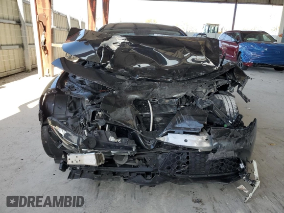 2019 Alfa Romeo Giulia z VIN ZARFAMAN6K7603897, wystawiony jako Copart lot #51899605 z przebiegiem Nie podano mil oraz Nie do naprawy • Non repairable. Historia ofert i sprzedaży dostępna na DreamBid. Obrazek 5.