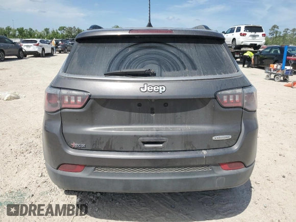 2021 Jeep Compass Latitude with VIN 3C4NJCBB0MT505824, listed as a Copart auction lot 53182825 with 124,628 mi miles and Salvage title. Bid and sale history available at DreamBid. Image 6.