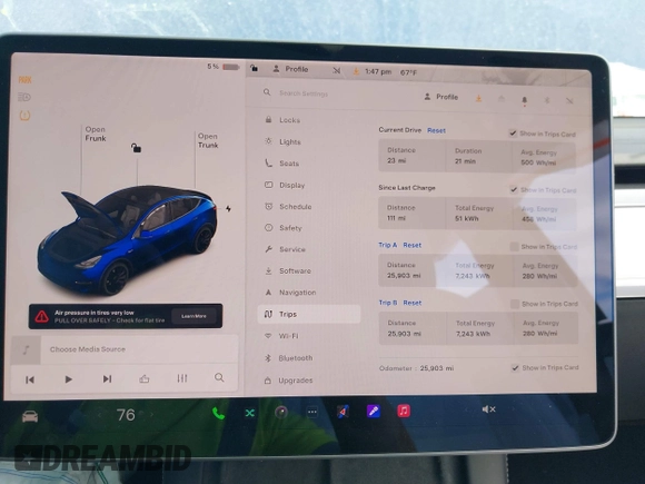 2021 Tesla Model Y Performance z VIN 5YJYGDEF8MF245641, wystawiony jako IAAI lot #41685230 z przebiegiem 25 903 mil mil oraz . Historia ofert i sprzedaży dostępna na DreamBid. Obrazek 7.