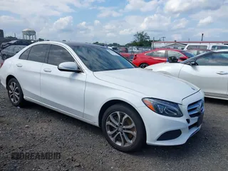 2015 Mercedes-Benz C 300 Luxury with VIN 55SWF4KB0FU010485, listed as a IAAI auction lot 42773611 with 91,343 mi miles and . Bid and sale history available at DreamBid. Image 1.