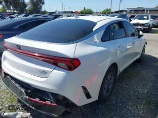 2021 Kia K5 LXS with VIN 5XXG14J26MG023130, listed as a IAAI auction lot 41818626 with 53,147 mi miles. Bid and sale history available at carsss.com. Image 4.