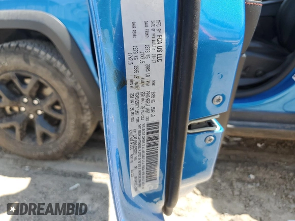 2018 Jeep Cherokee Trailhawk z VIN 1C4PJMBX0JD562021, wystawiony jako Copart lot #59136885 z przebiegiem 122 792 mil mil oraz Szkoda całkowita • Salvage title. Historia ofert i sprzedaży dostępna na DreamBid. Obrazek 13.