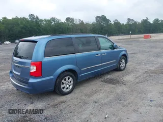 2012 Chrysler Town & Country Touring z VIN 2C4RC1BG2CR118933, wystawiony jako IAAI lot #42426169 z przebiegiem 192 164 mil mil oraz . Historia ofert i sprzedaży dostępna na DreamBid. Obrazek 4.