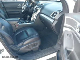 2013 Ford Explorer XLT with VIN 1FM5K8D88DGC38265, listed as a IAAI auction lot 40834403 with 1 mi miles. Bid and sale history available at carsss.com. Image 5.