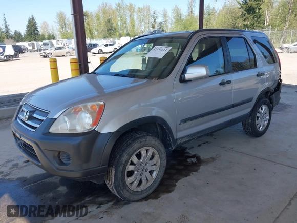 2005 Honda CR-V EX with VIN SHSRD788X5U323021, listed as a IAAI auction lot 42034641 with 154,206 mi miles. Bid and sale history available at carsss.com. Image 17.