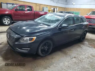 2015 Volvo V60 with VIN YV1612SC0F1212128, listed as a Copart auction lot 60901195 with 181,444 mi miles and Clean title. Bid and sale history available at DreamBid. Image 1.