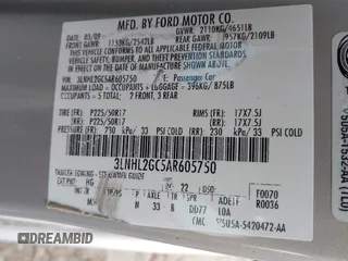2010 Lincoln MKZ z VIN 3LNHL2GC5AR605750, wystawiony jako IAAI lot #41542836 z przebiegiem 146 347 mil mil oraz . Historia ofert i sprzedaży dostępna na DreamBid. Obrazek 9.