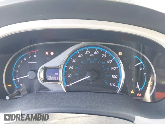 2011 Toyota Sienna XLE AAS with VIN 5TDYK3DC9BS070504, listed as a IAAI auction lot 42046045 with 193,066 mi miles and . Bid and sale history available at DreamBid. Image 7.