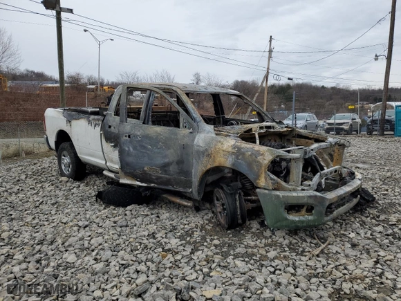 2022 Ram 2500 Tradesman with VIN 3C6UR5HJ2NG371740, listed as a Copart auction lot 44186795 with 0 mi miles and Salvage Title. Bid and sale history available at carsss.com. Image 4.