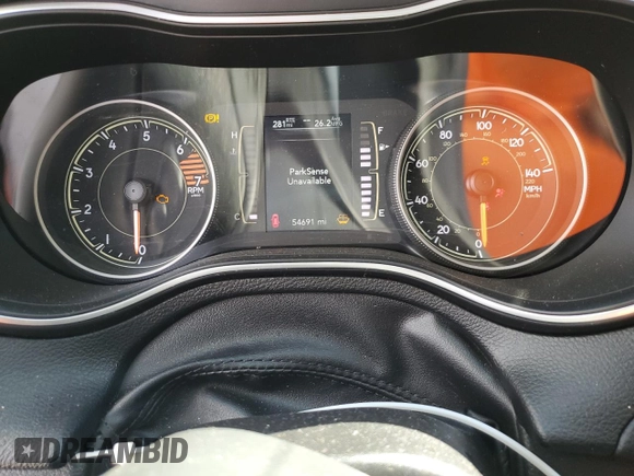 2019 Jeep Cherokee Latitude Plus с VIN 1C4PJLLB5KD110886, выставлен на аукционе Copart как лот 51646515 с пробегом 54 691 миль миль и Списание • Salvage title. История ставок и продаж доступна на DreamBid. Изображение 9.