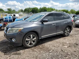 2014 Nissan Pathfinder S z VIN 5N1AR2MM5EC723007, wystawiony jako Copart lot #59124155 z przebiegiem 135 905 mil mil oraz Szkoda całkowita • Salvage title. Historia ofert i sprzedaży dostępna na DreamBid. Obrazek 1.