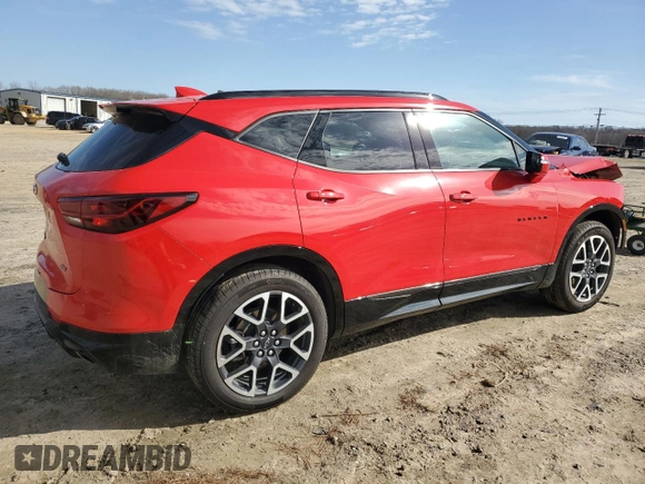 2024 Chevrolet Blazer RS z VIN 3GNKBKRS0RS152022, wystawiony jako Copart lot #46434405 z przebiegiem 11 863 mil mil oraz Szkody całkowita. Historia ofert i sprzedaży dostępna na DreamBid. Obrazek 3.