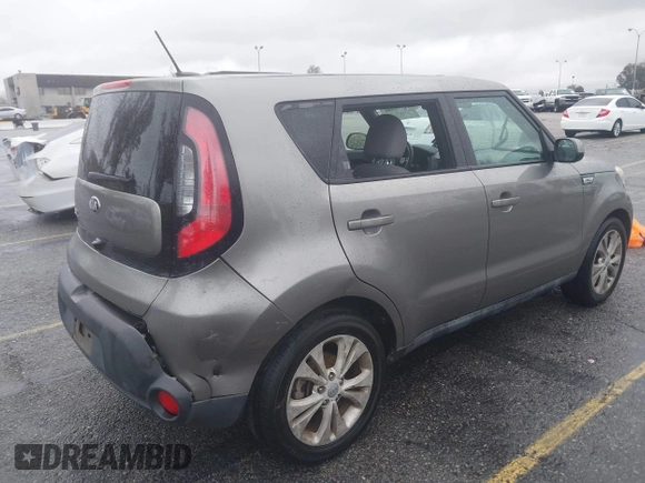 2015 Kia Soul + with VIN KNDJP3A51F7189253, listed as a IAAI auction lot 41773480 with 1 mi miles. Bid and sale history available at carsss.com. Image 4.