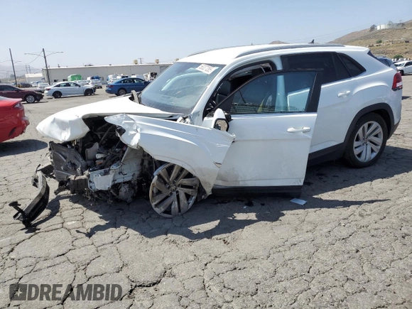 2020 Volkswagen Atlas SE with VIN 1V21E2CA7LC221294, listed as a Copart auction lot 56337085 with 61,654 mi miles and Salvage title. Bid and sale history available at DreamBid. Image 1.