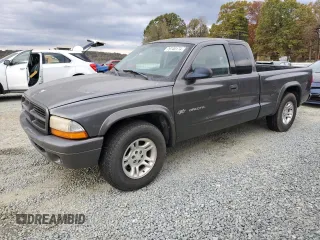2002 Dodge Dakota with VIN 1B7GL12X22S589971, listed as a Copart auction lot 79740174 with 183,718 mi miles and Clean Title. Bid and sale history available at carsss.com. Image 1.