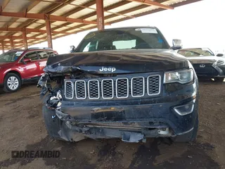 2017 Jeep Grand Cherokee Limited with VIN 1C4RJEBG2HC813328, listed as a IAAI auction lot 41629494 with 123,994 mi miles. Bid and sale history available at carsss.com. Image 13.