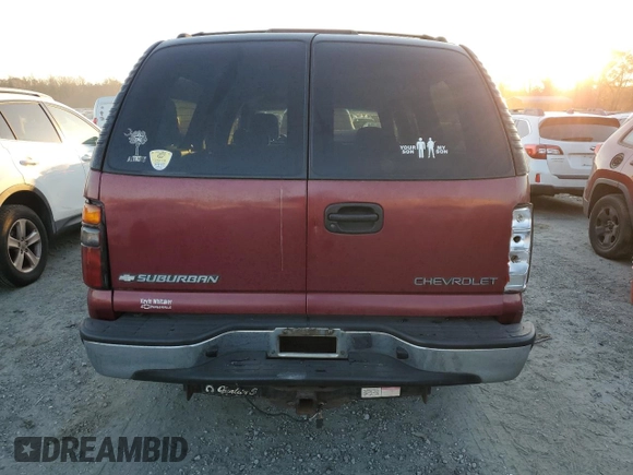 2004 Chevrolet Suburban LT with VIN 1GNEC16Z14J134550, listed as a Copart auction lot 83244774 with 233,174 mi miles and Salvage Title. Bid and sale history available at carsss.com. Image 6.