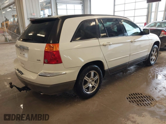 2007 Chrysler Pacifica Touring with VIN 2A8GM68X07R291275, listed as a IAAI auction lot 41540595 with 170,671 mi miles. Bid and sale history available at carsss.com. Image 4.