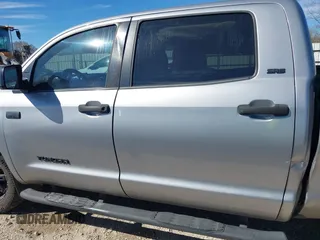 2017 Toyota Tundra 2WD SR5 with VIN 5TFEW5F13HX215375, listed as a IAAI auction lot 41716639 with 78,815 mi miles. Bid and sale history available at carsss.com. Image 15.