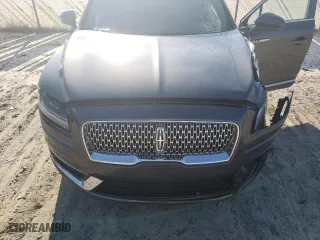 2019 Lincoln Nautilus Select with VIN 2LMPJ8K97KBL17362, listed as a Copart auction lot 68612843 with 71,190 mi miles. Bid and sale history available at carsss.com. Image 12.