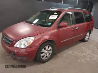 2007 Hyundai Entourage GLS with VIN KNDMC233976011435, listed as a IAAI auction lot 42448227 with 130,759 mi miles and . Bid and sale history available at DreamBid. Image 2.