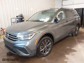 2022 Volkswagen Tiguan SE with VIN 3VV2B7AX5NM165068, listed as a IAAI auction lot 41520963 with 24,829 mi miles. Bid and sale history available at carsss.com. Image 17.