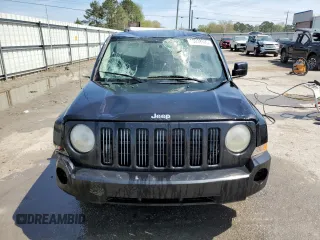 2008 Jeep Patriot Sport with VIN 1J8FT28WX8D574026, listed as a Copart auction lot 50238525 with 166,024 mi miles and Salvage Title. Bid and sale history available at carsss.com. Image 5.