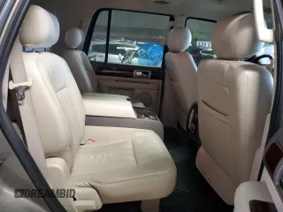 2004 Lincoln Navigator Luxury with VIN 5LMFU27R04LJ29755, listed as a Copart auction lot 86722214 with 121,737 mi miles and Salvage Title. Bid and sale history available at carsss.com. Image 11.